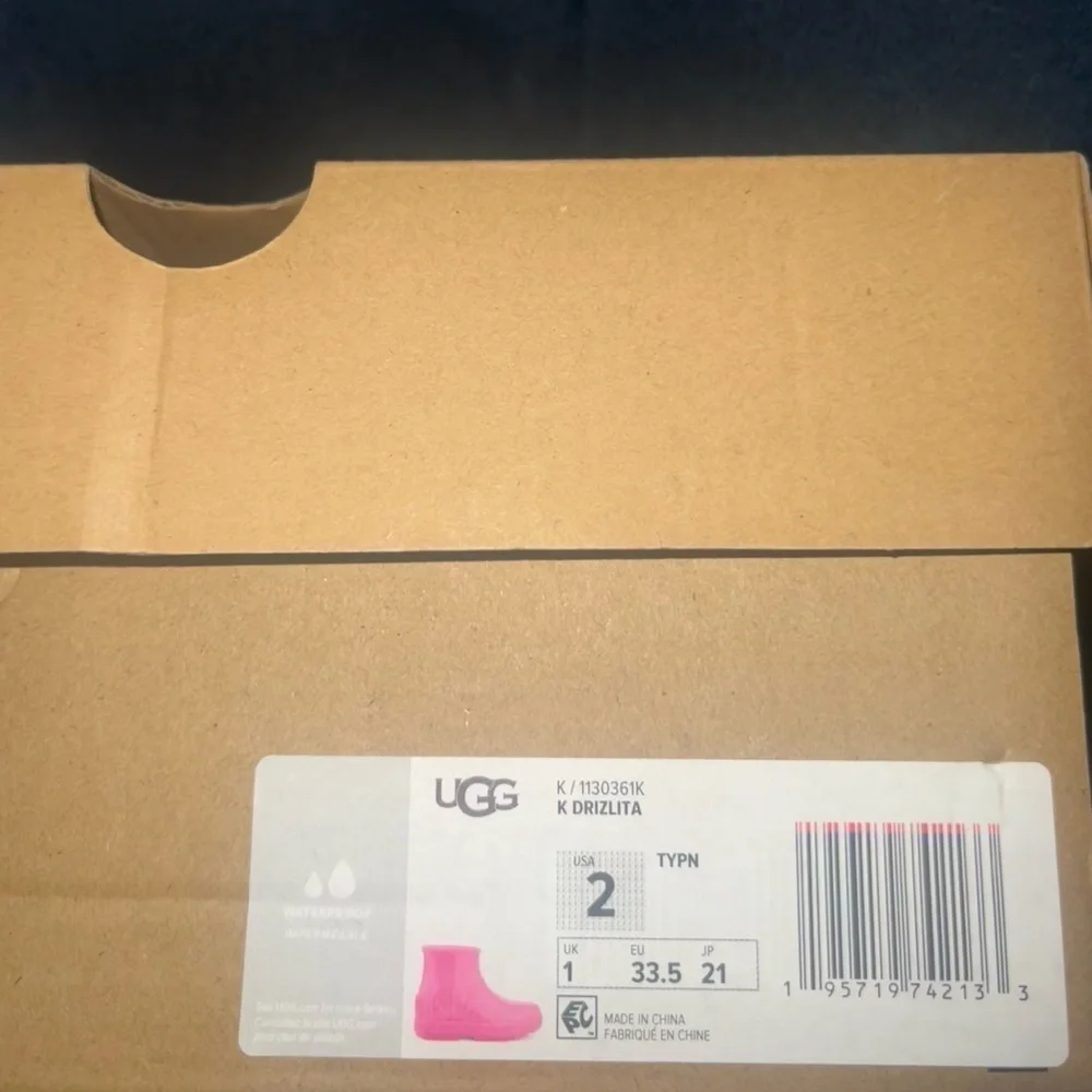 UGG Kids' Drizlita Rain Boot. Pink. (2)